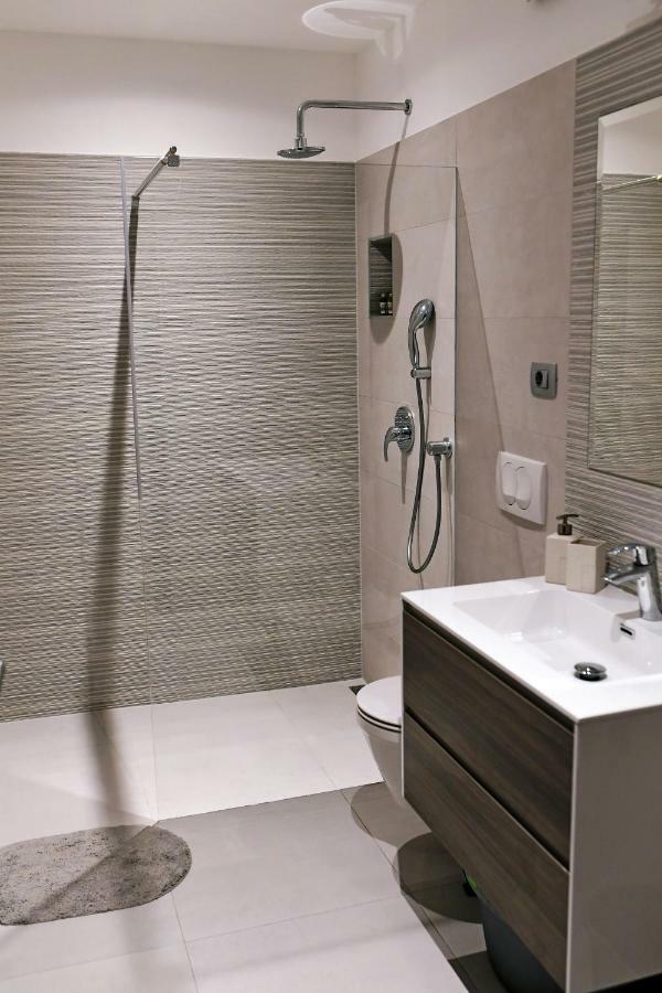 Apartment Luce Нивице Экстерьер фото
